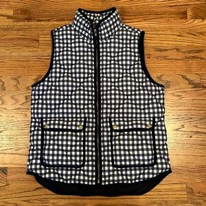 WOMENS J CREW PREPPY NAVY WHITE GINGHAM DOWN PUFFER VEST JACKET MEDIUM NICE
